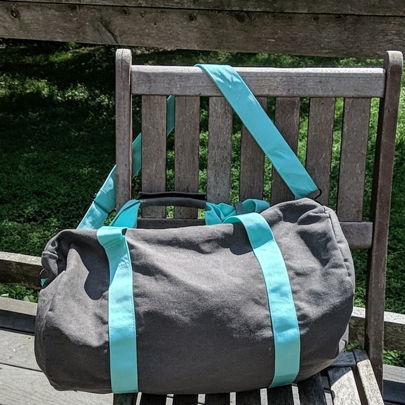 NWOT Luke Bryan Crash My Playa Duffle Bag - Picture 4 of 7